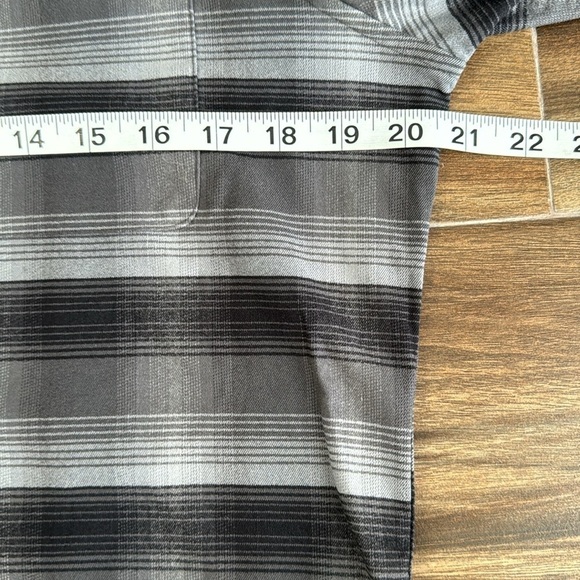 Lululemon Mason’s Peak Flannel Shirt, M - Picture 3 of 13
